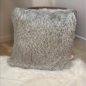 Set of 2 Decorative throw pillow shaggy velvit